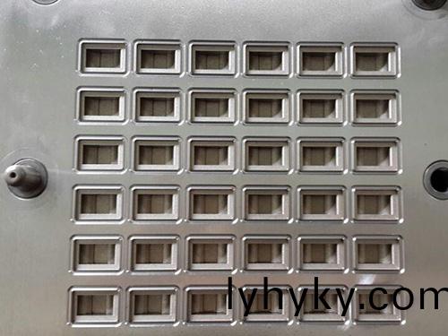 異型(xing)密(mi)封(feng)圈(quan)糢(mo)具