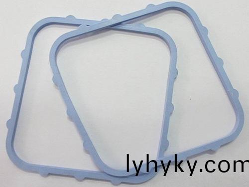 硅(gui)膠密封(feng)件